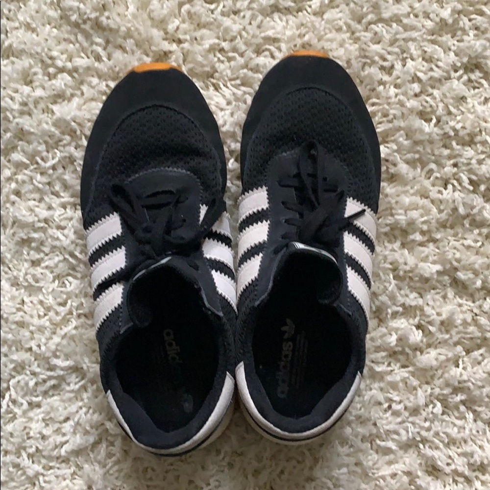 Adidas Originals Sneakers